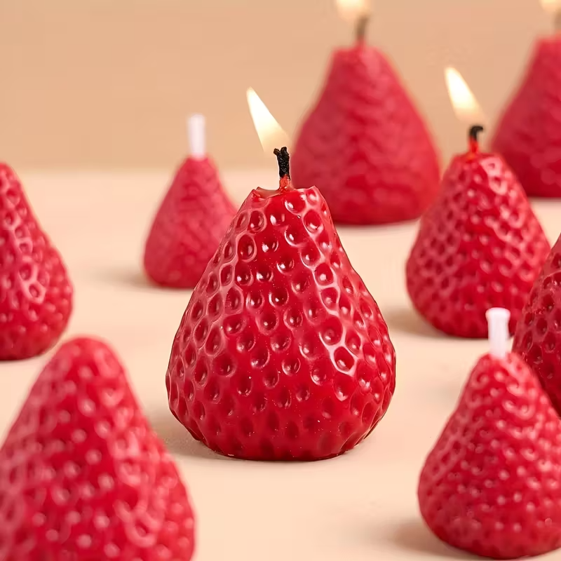 Strawberry Silicone Candle Mol - Soap Making Name のレビューと価格