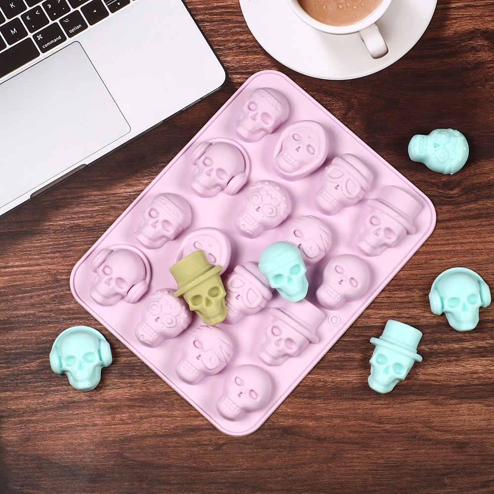 Skull Ice Cube Silicone Mold H - Soap Making Lab のレビューと価格