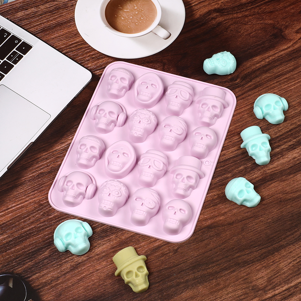Skull Ice Cube Silicone Mold H - Soap Making Lab のレビューと価格
